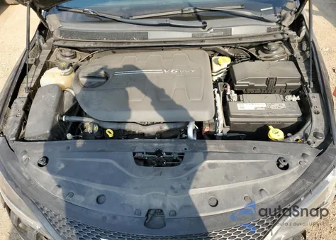 2015 Chrysler 200 S из США, поврежденный, VIN 1C3CCCBG3FN608837